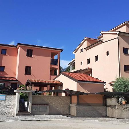 Apartments Marina-Mare Пореч Екстериор снимка