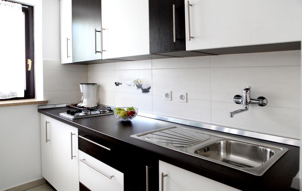 Apartments Marina-Mare Пореч Екстериор снимка