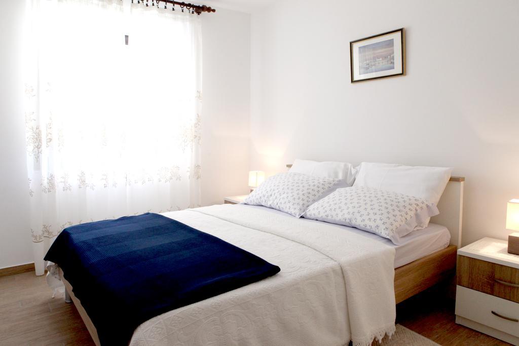 Apartments Marina-Mare Пореч Екстериор снимка