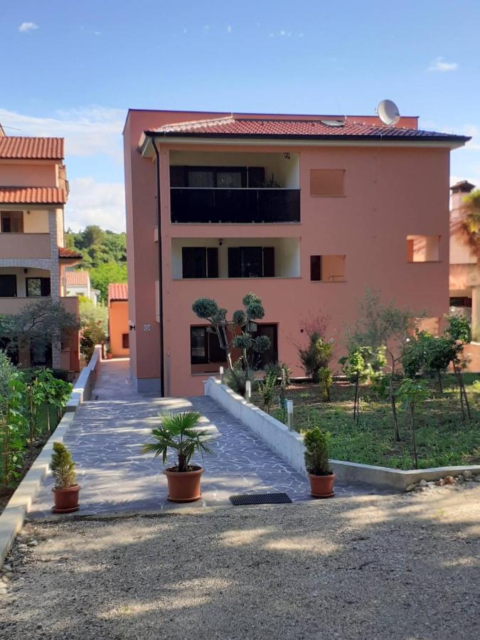 Apartments Marina-Mare Пореч Екстериор снимка